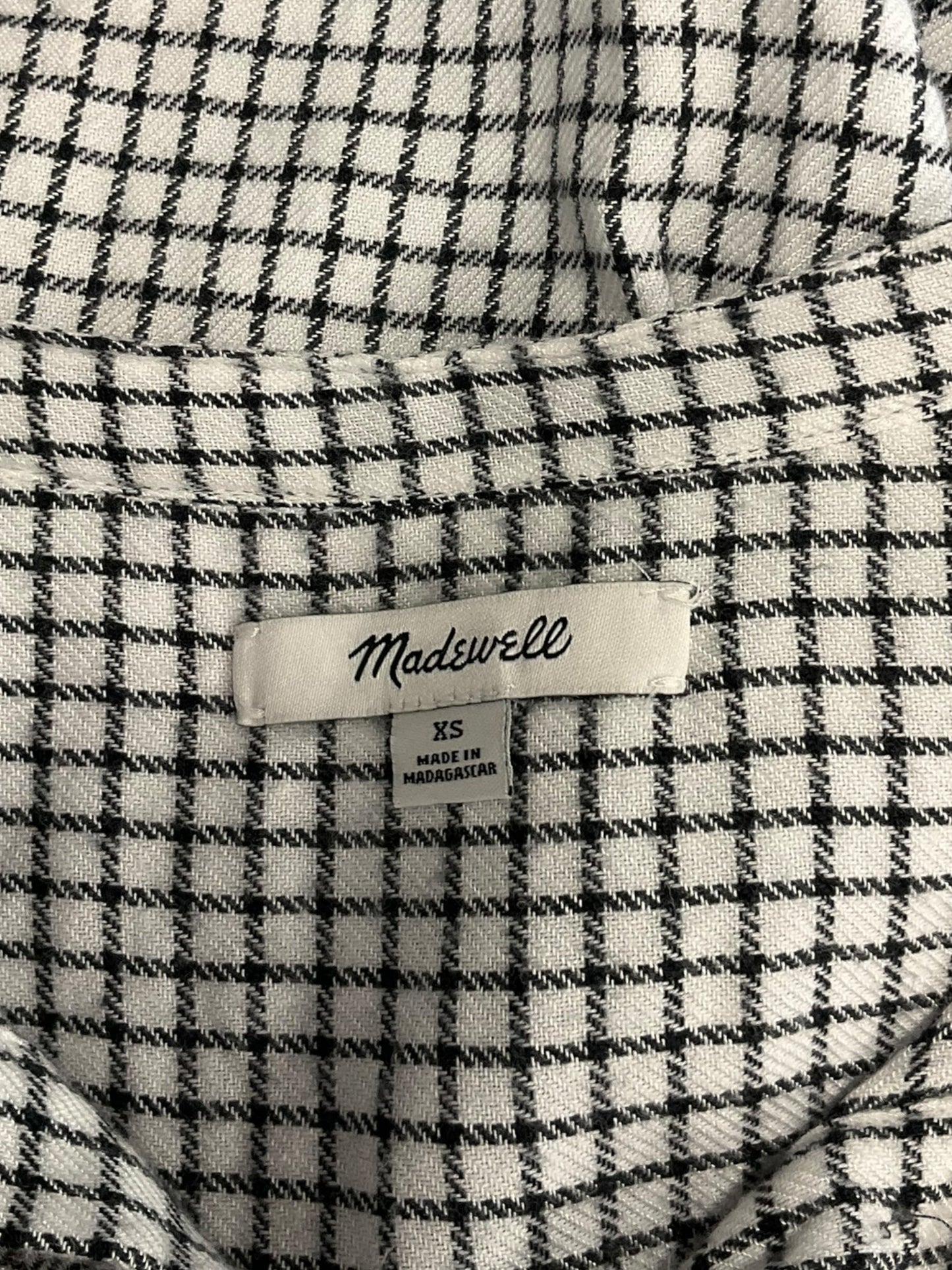 Top Long Sleeve By Madewell In Squares, Size: Xs