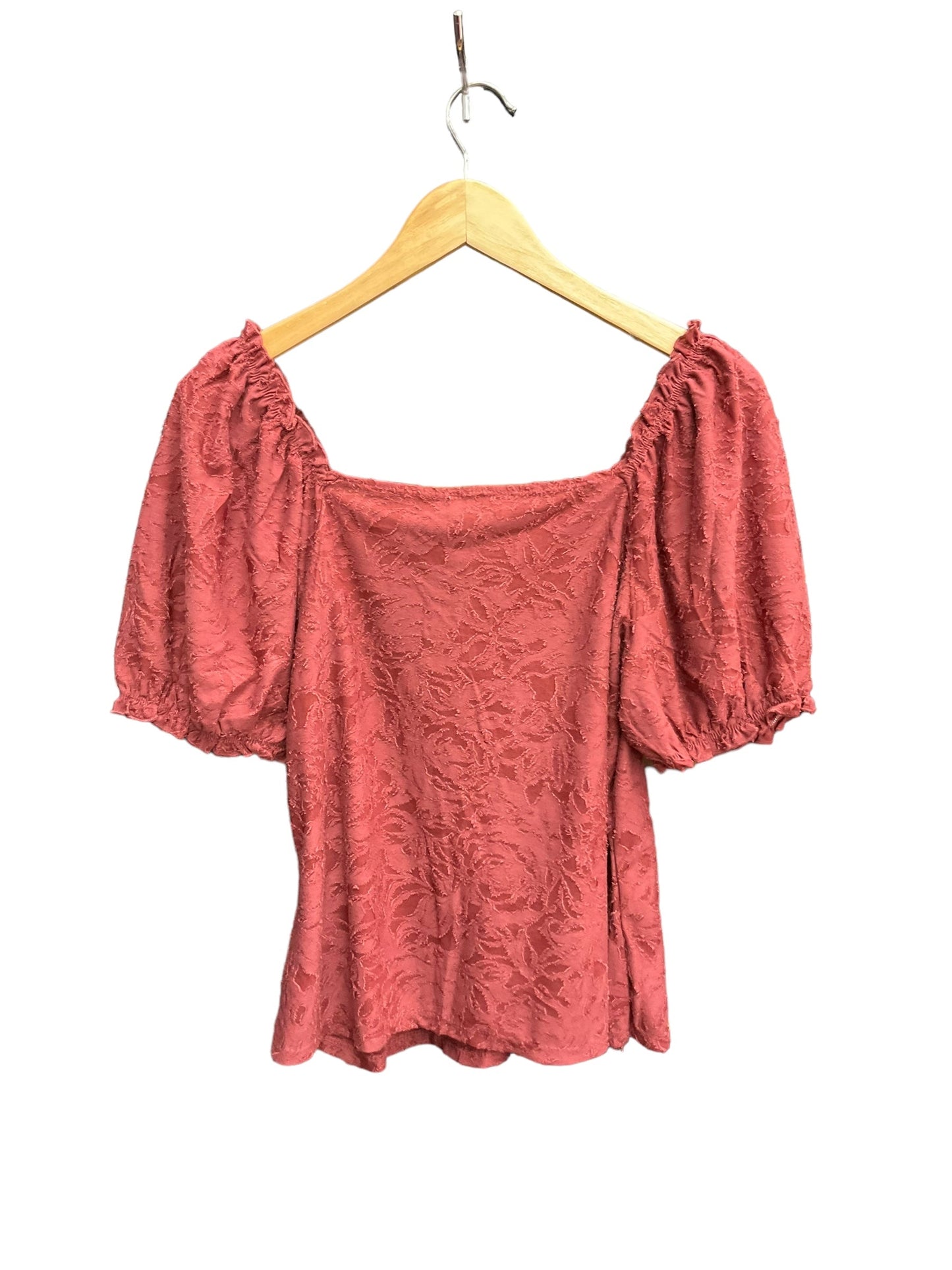 Red Top Short Sleeve Chenault, Size L