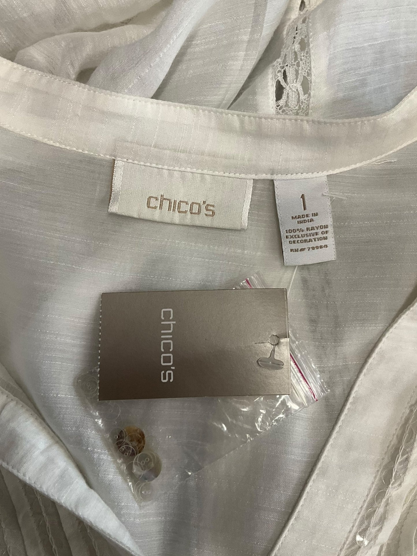 Top Long Sleeve By Chicos In White, Size: M