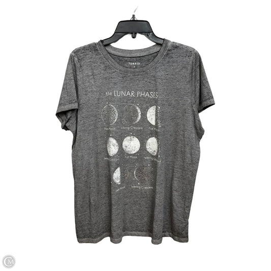 Top Short Sleeve By Torrid In Grey, Size: 3x