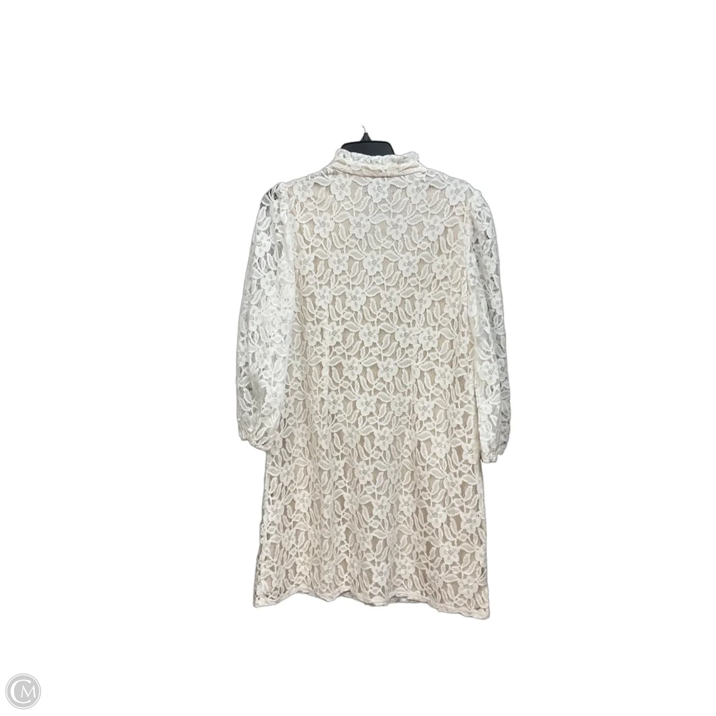 Dress Casual Short By Cmb In White, Size: M