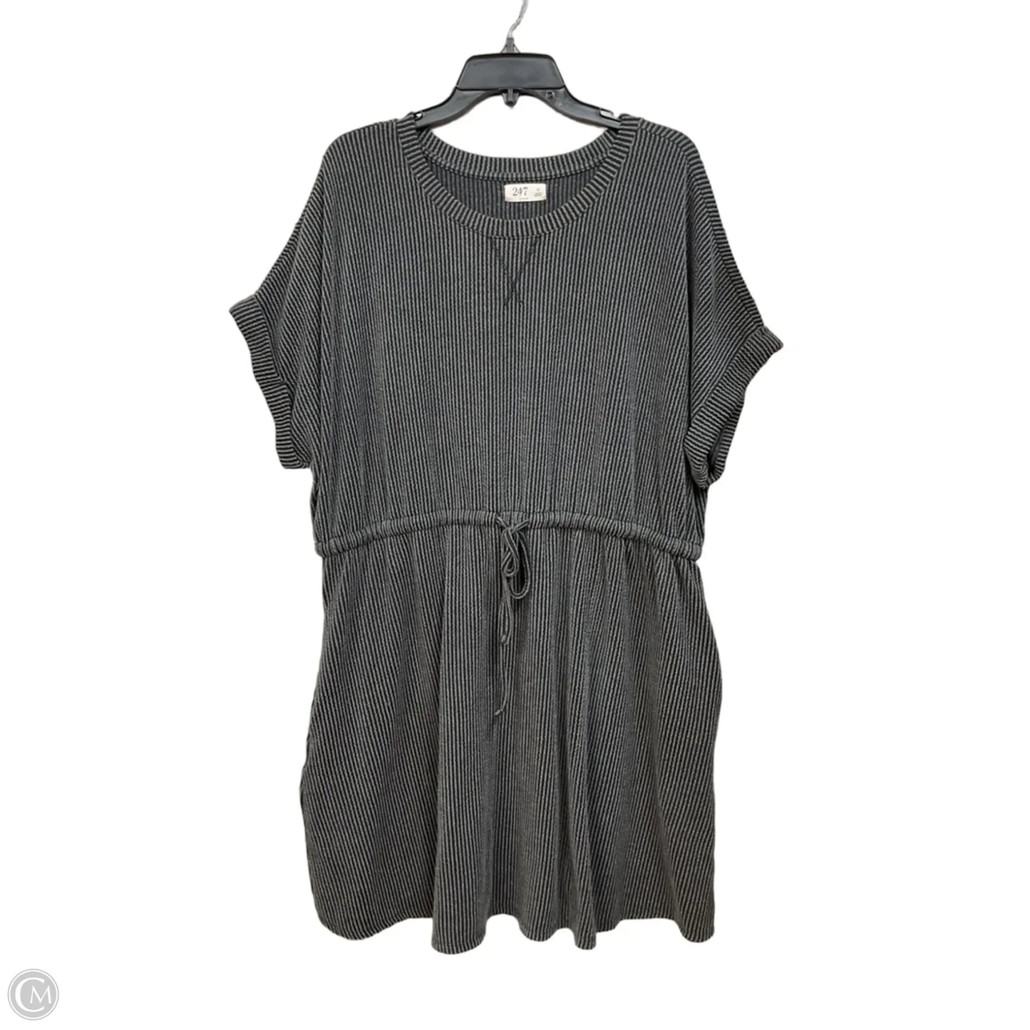 Dress Casual Short By Maurices In Grey, Size: 2x