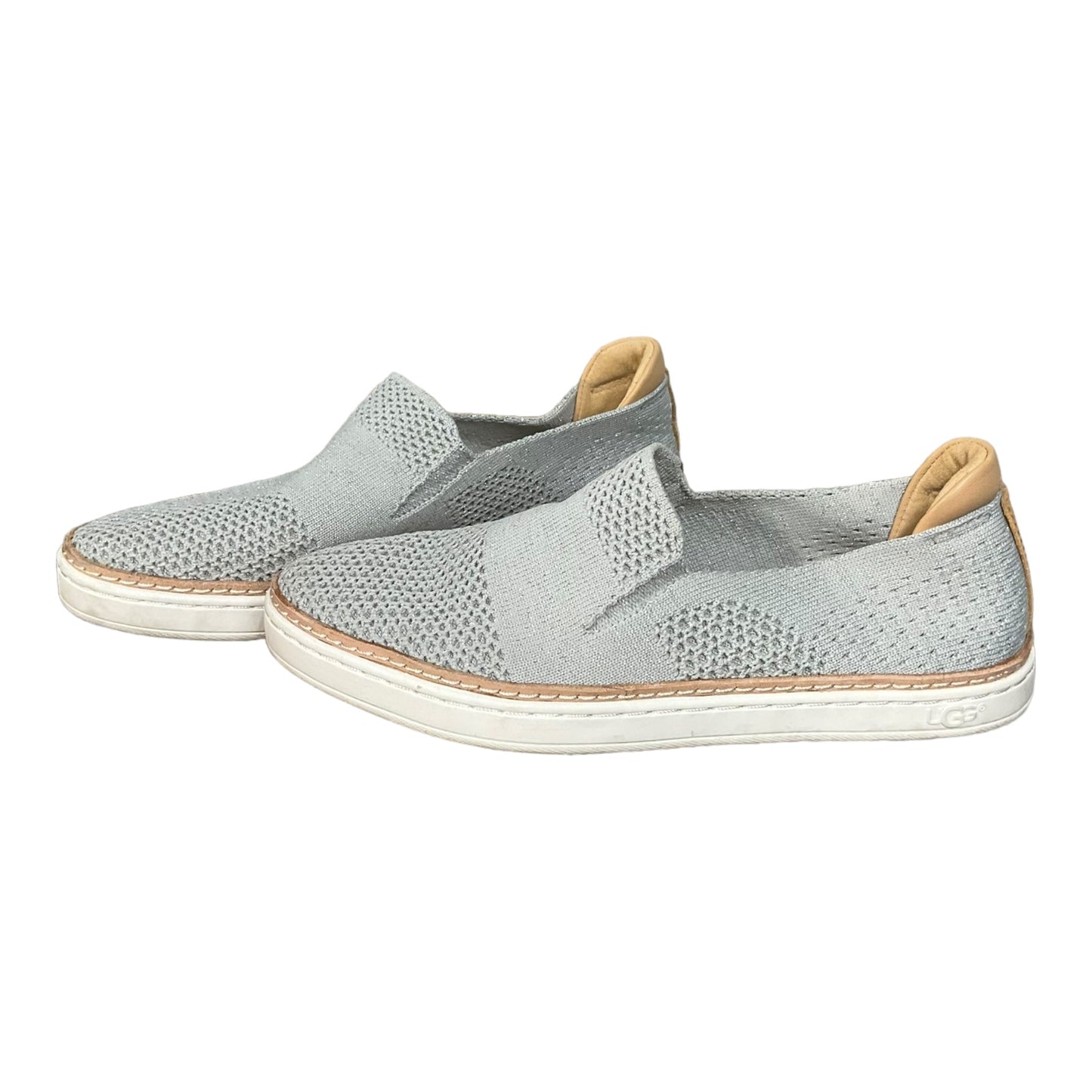 Grey Shoes Flats Ugg, Size 6