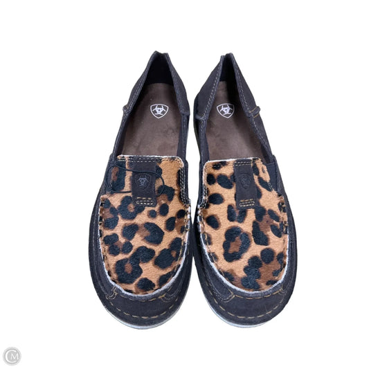 Shoes Flats By Ariat In Brown, Size: 7.5