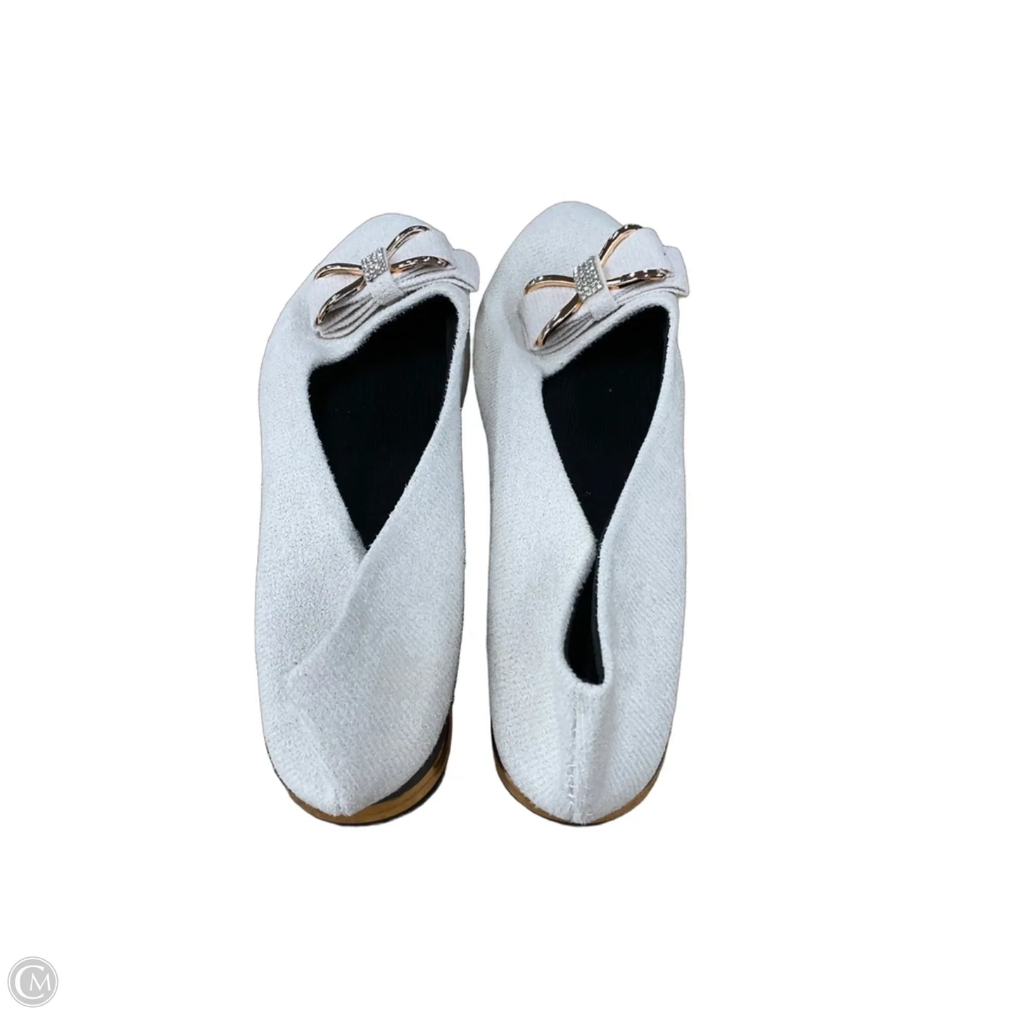 Sandals Flats By Clothes Mentor In Cream, Size: 9
