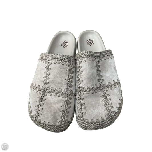 Shoes Flats By The Sak In Beige, Size: 10