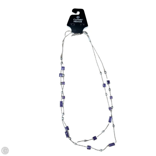 Necklace Layered By Clothes Mentor
