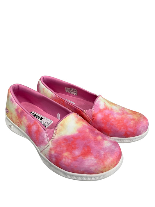 Shoes Flats By Skechers In Tie Dye Print, Size: 7