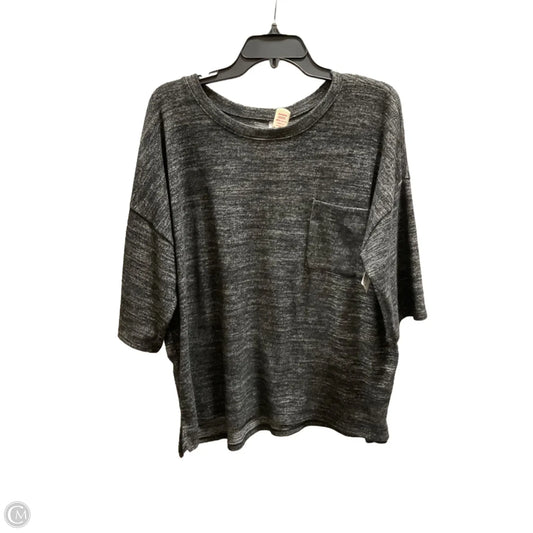 Top Short Sleeve Basic By Zenana Outfitters In Grey, Size: Xl