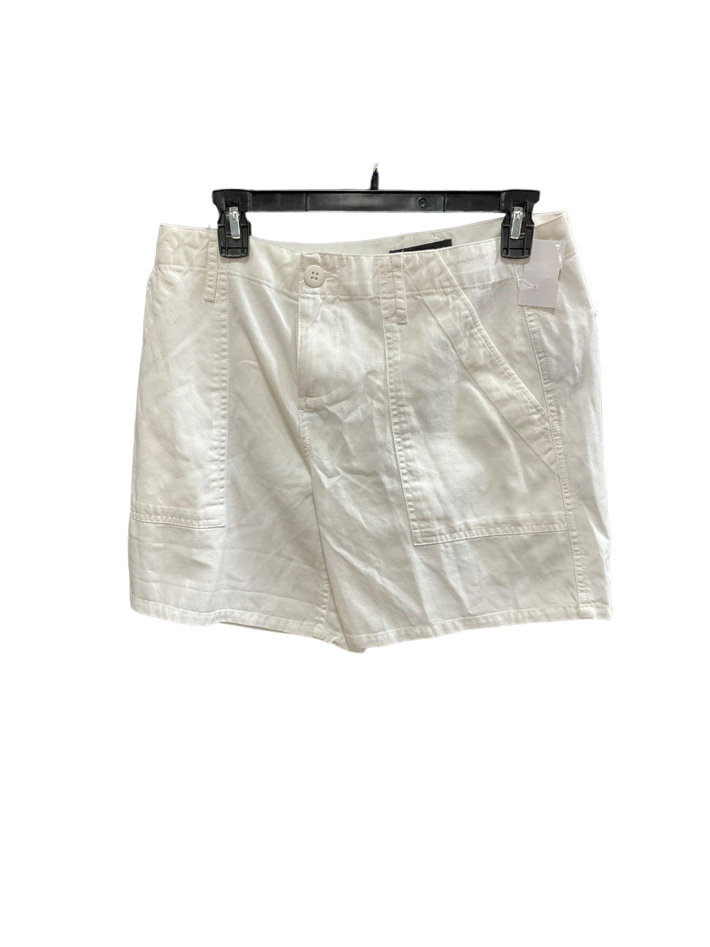 White Shorts Sanctuary, Size 4