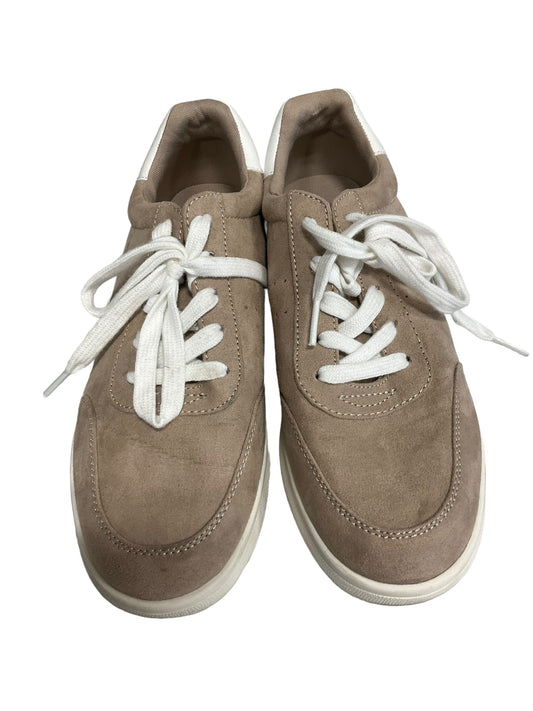 Tan Shoes Sneakers Old Navy, Size 9