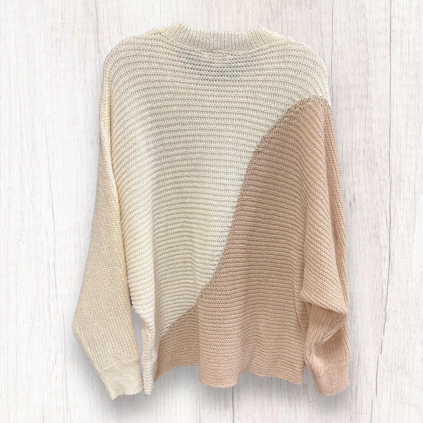 Sweater By Andree By Unit In Beige, Size: 1x