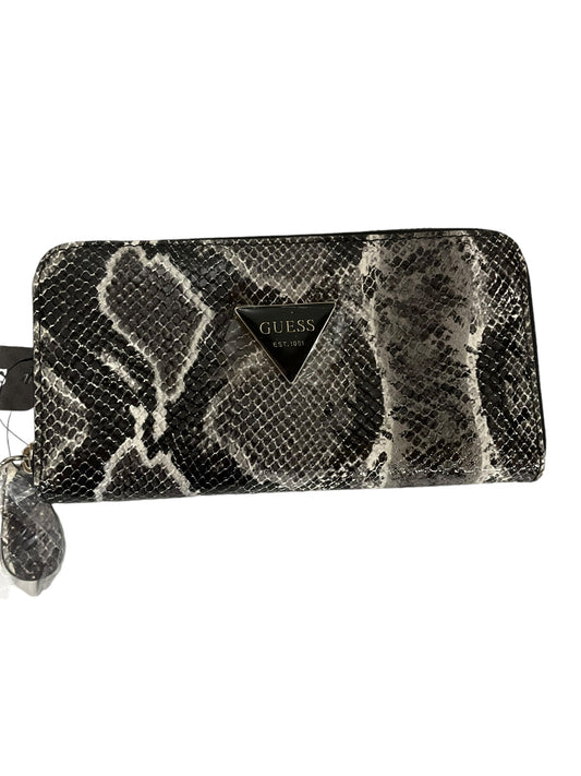 Wallet By Guess, Size: Medium