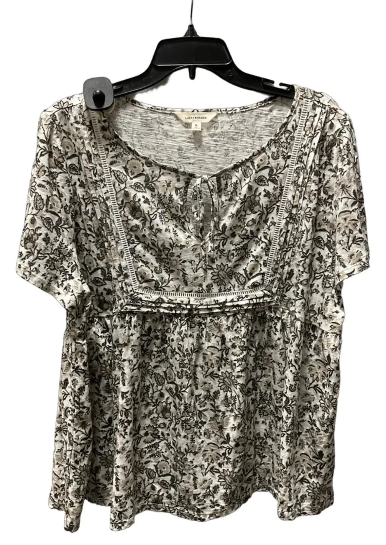 Top Short Sleeve By Lucky Brand In Tan, Size: Xl
