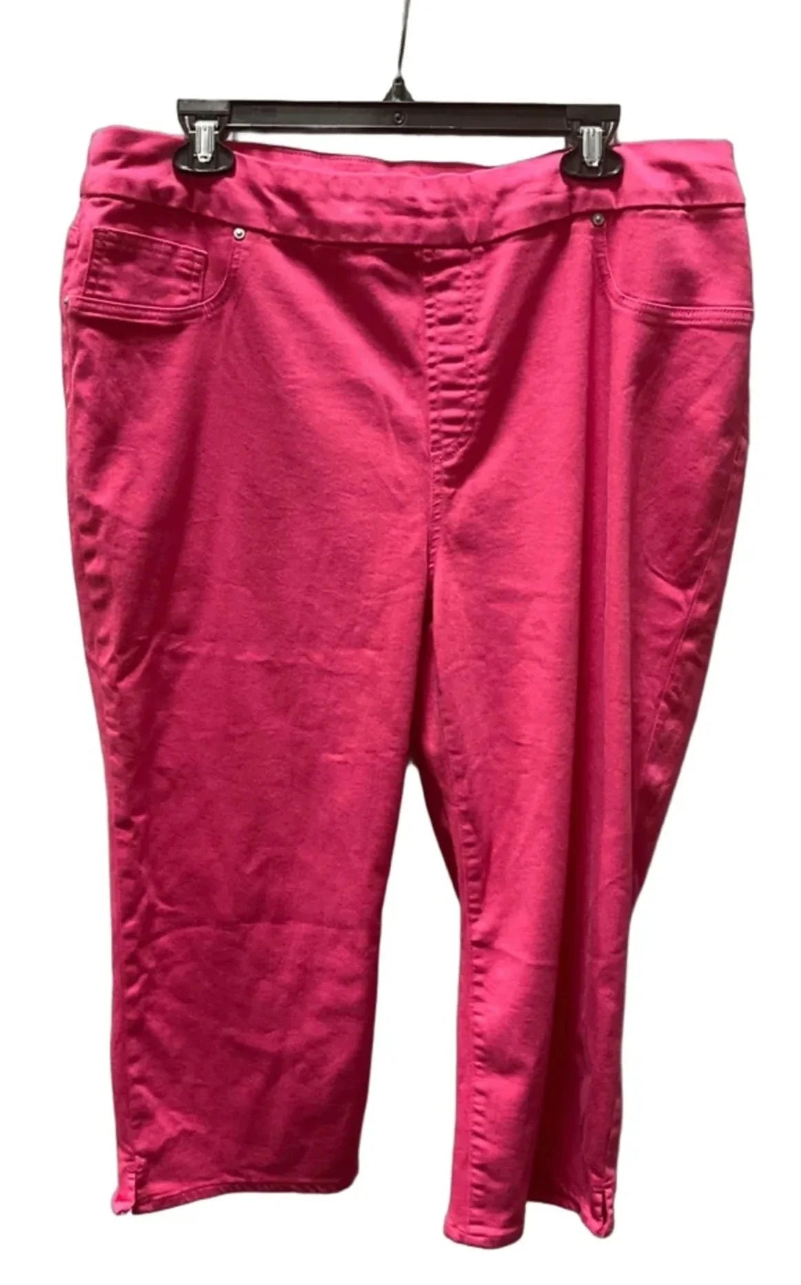 Capris By Chicos In Pink, Size: 16