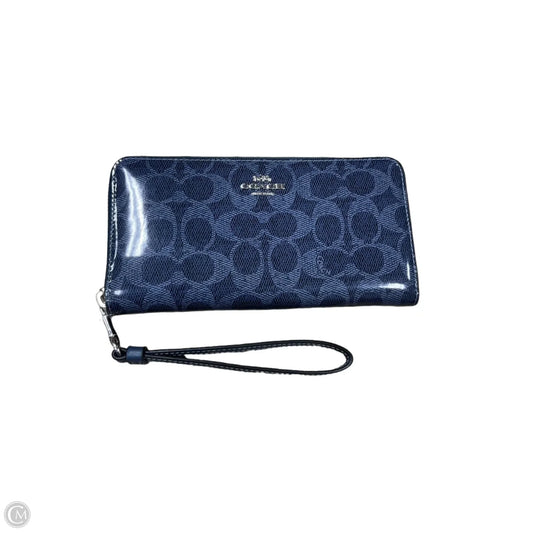 Wristlet Designer By Coach, Size: Large