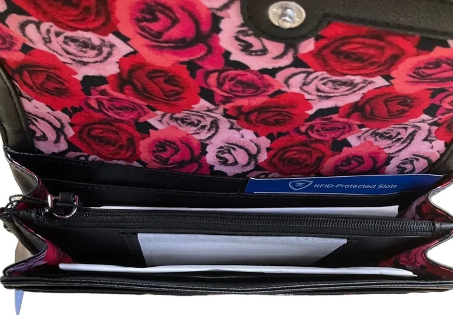 Wallet By Vera Bradley, Size: Medium