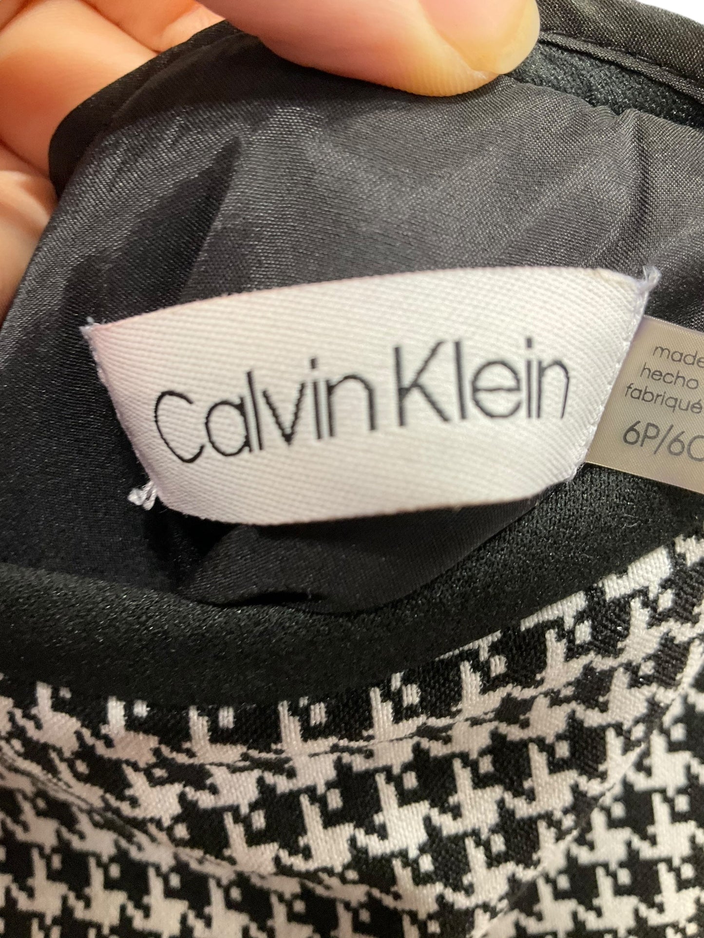 Skirt Midi By Calvin Klein In Black & White, Size: 6