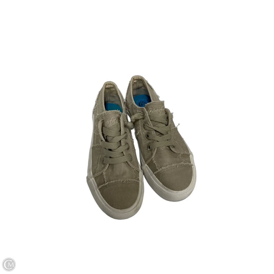 Shoes Sneakers By Blowfish In Green, Size: 6.5