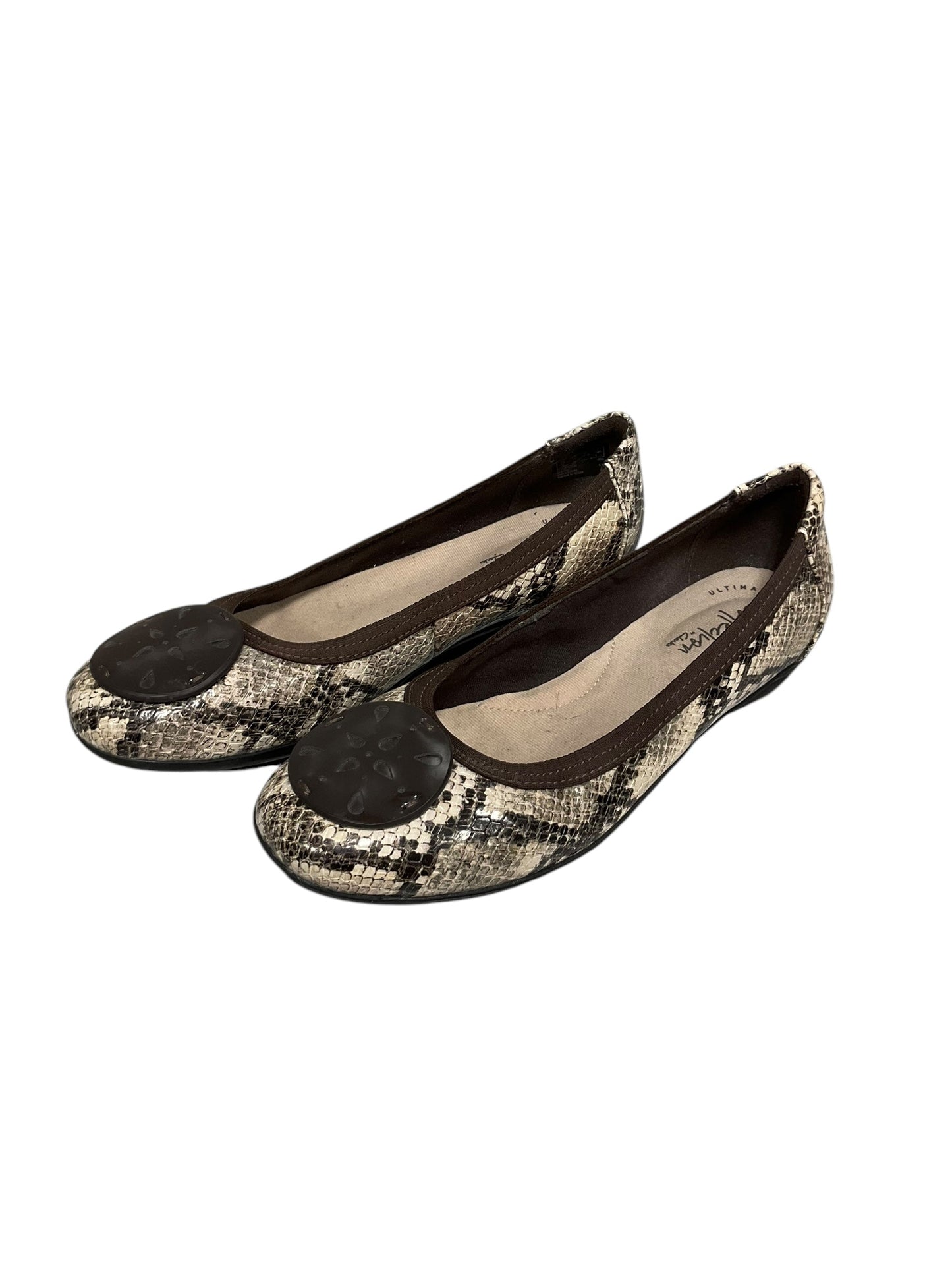 Shoes Flats By Clarks In Snakeskin Print, Size: 6