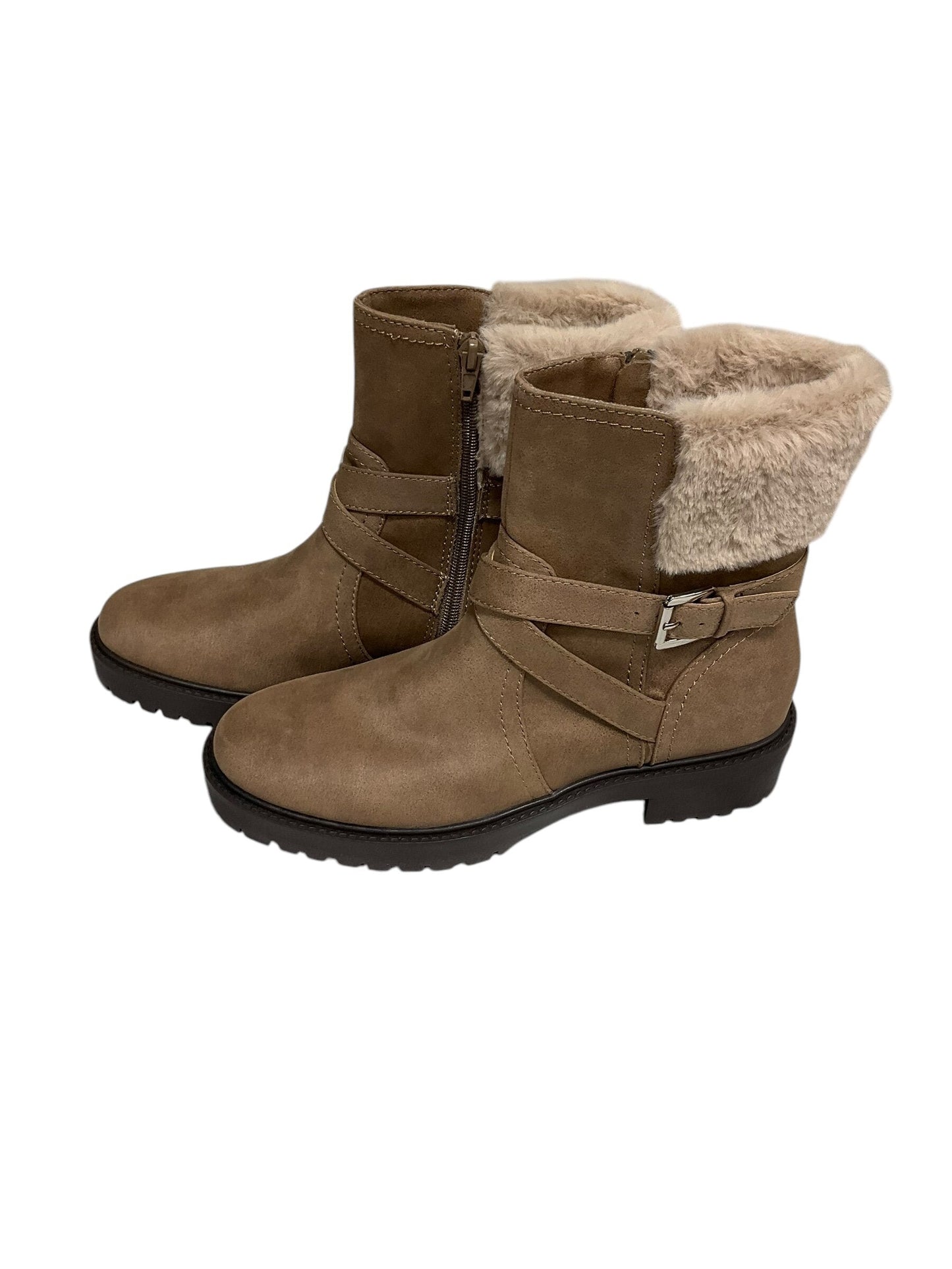 Boots Ankle Flats By Dolce Vita  Size: 9