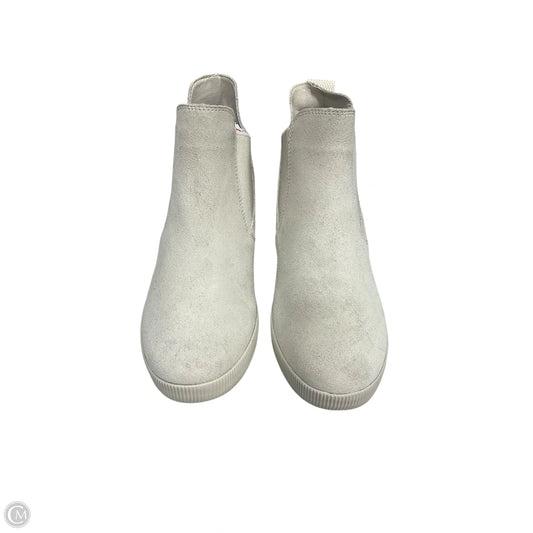 Boots Ankle Flats By Sorel In Cream, Size: 9