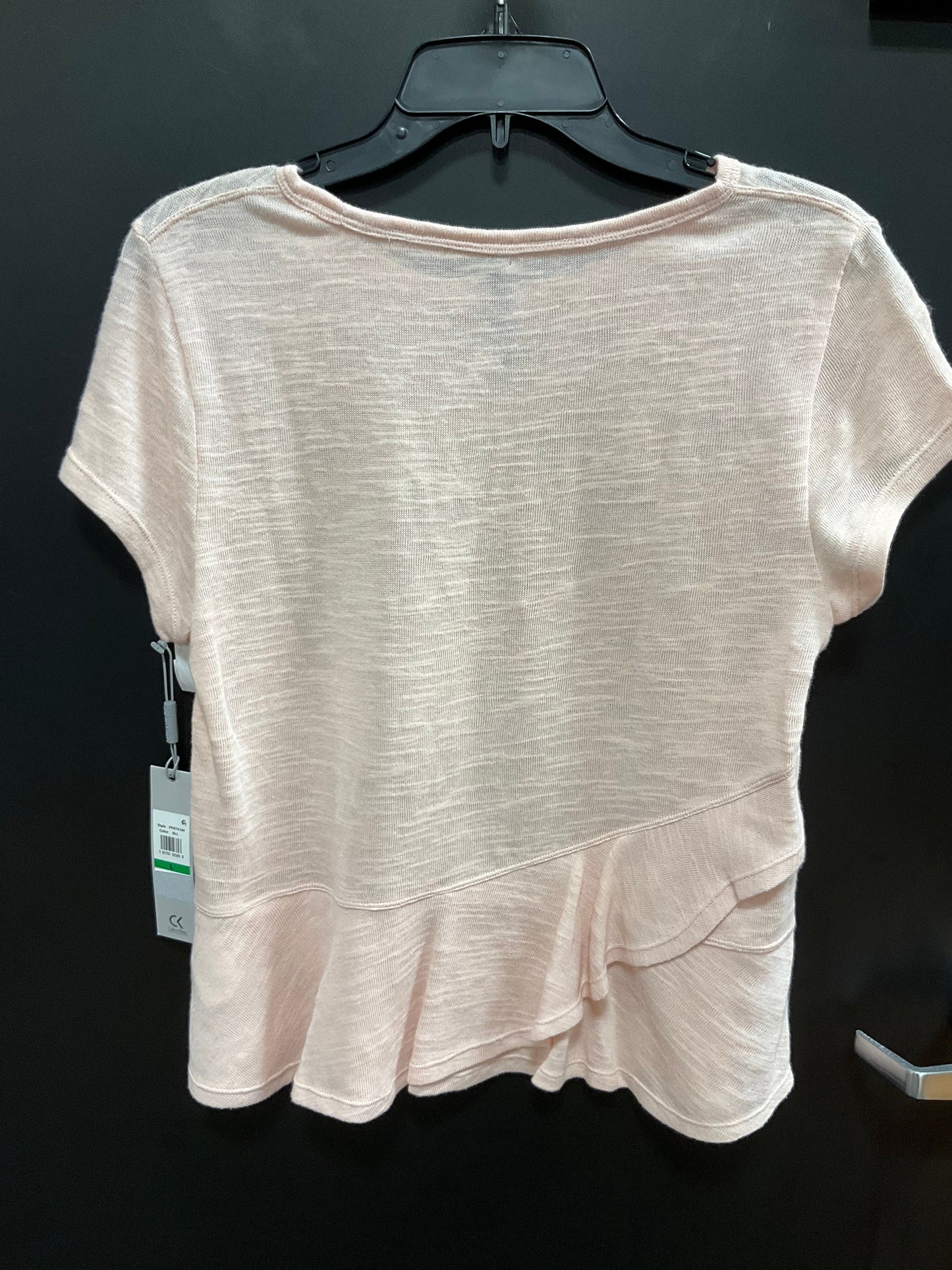 Top Short Sleeve By Calvin Klein In Peach, Size: L