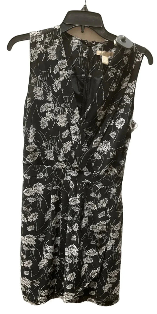 Dress Casual Short By Banana Republic In Black, Size: S