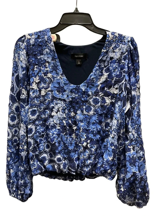 Top Long Sleeve By Karen Kane In Blue, Size: Xs