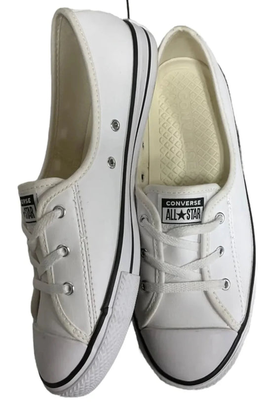Shoes Sneakers By Converse In White, Size: 7.5