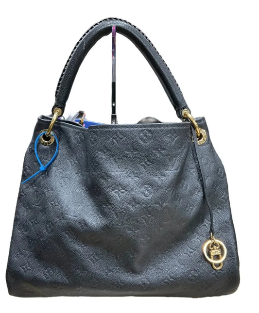 Handbag Luxury Designer By Louis Vuitton, Size: Large