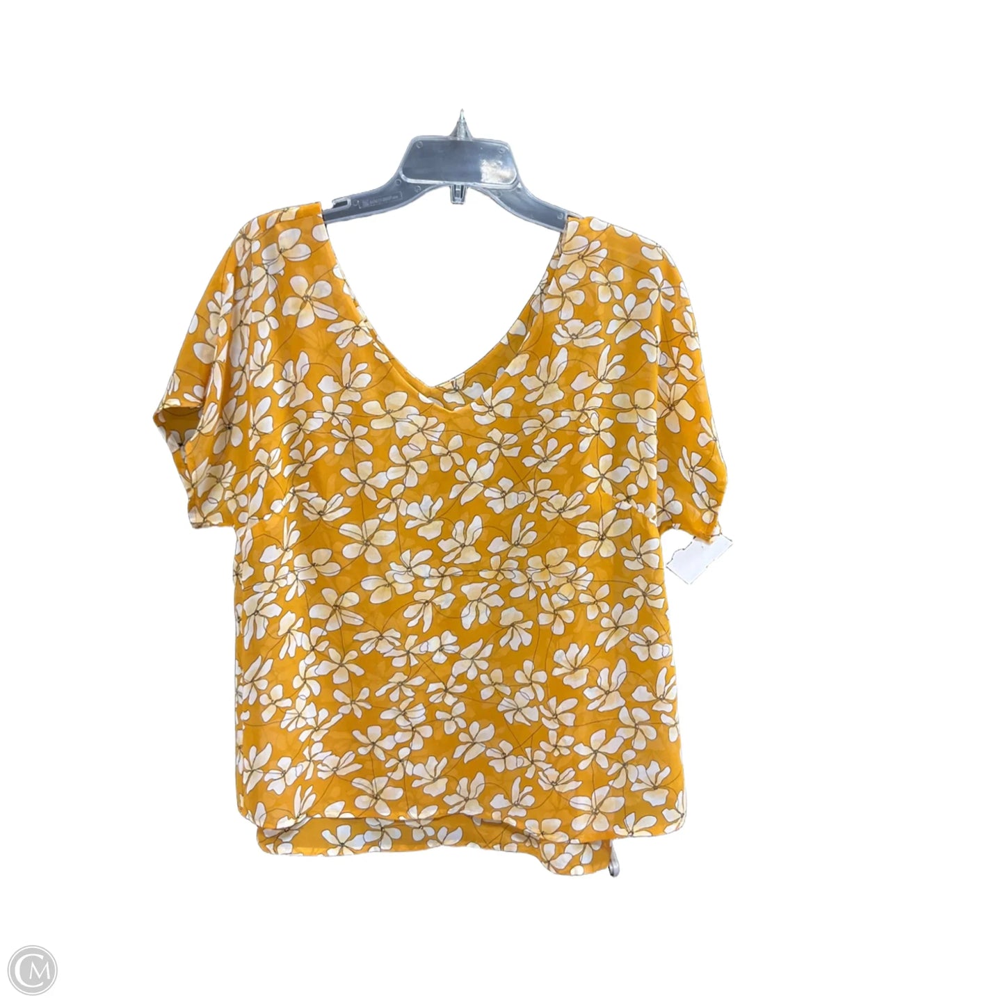 Top Short Sleeve By Cabi In White & Yellow, Size: S