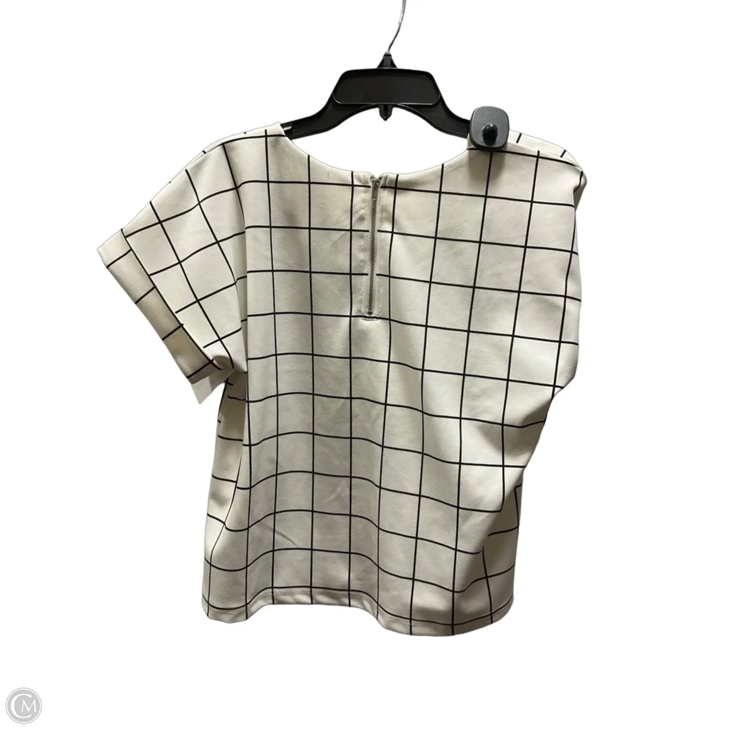 Top Short Sleeve By Melloday In White, Size: S