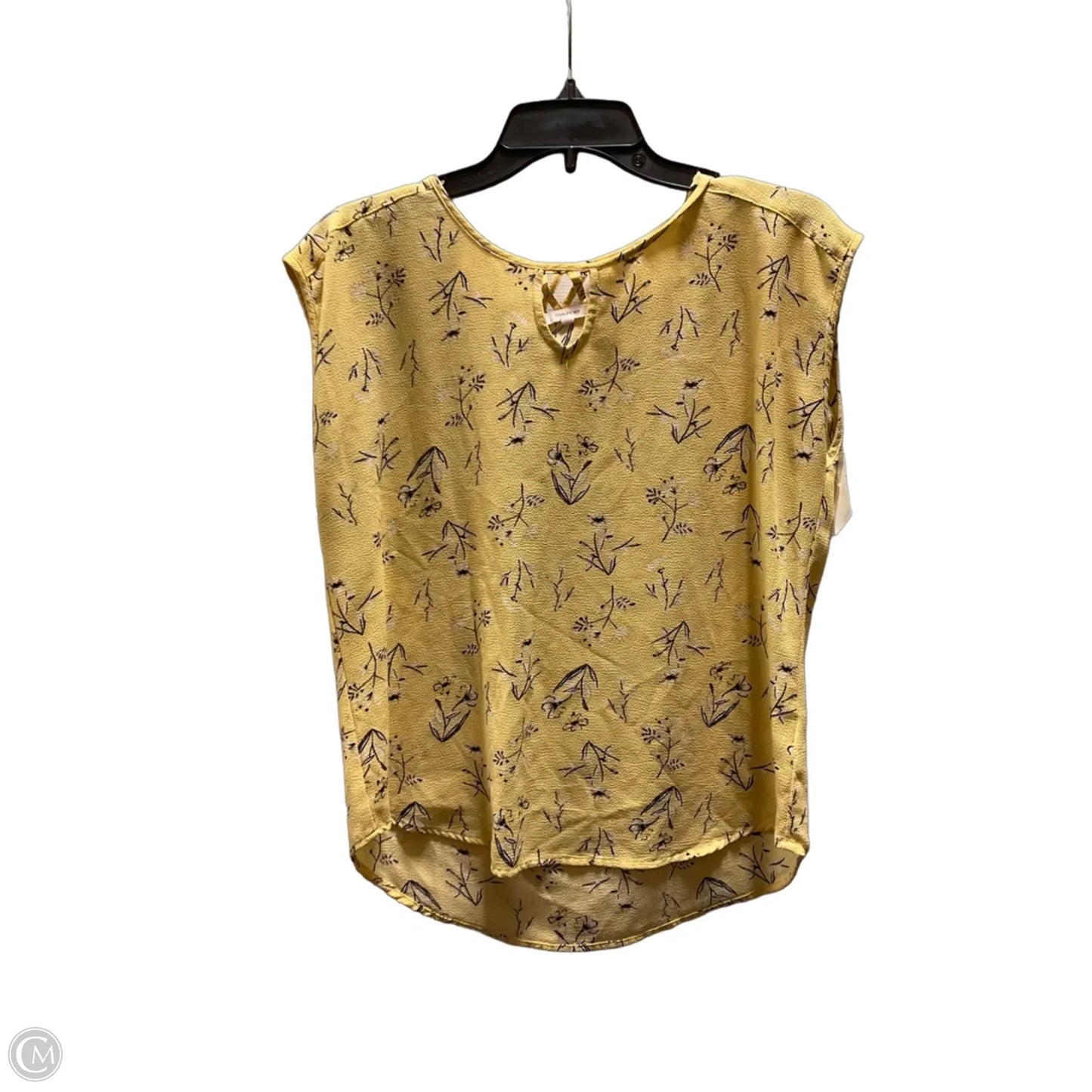 Top Short Sleeve By Maurices In Yellow, Size: M