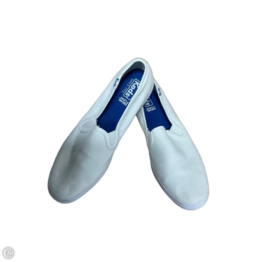 Shoes Flats By Keds In White, Size: 7.5