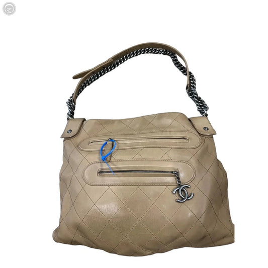 Handbag Luxury Designer By Chanel, Size: Medium