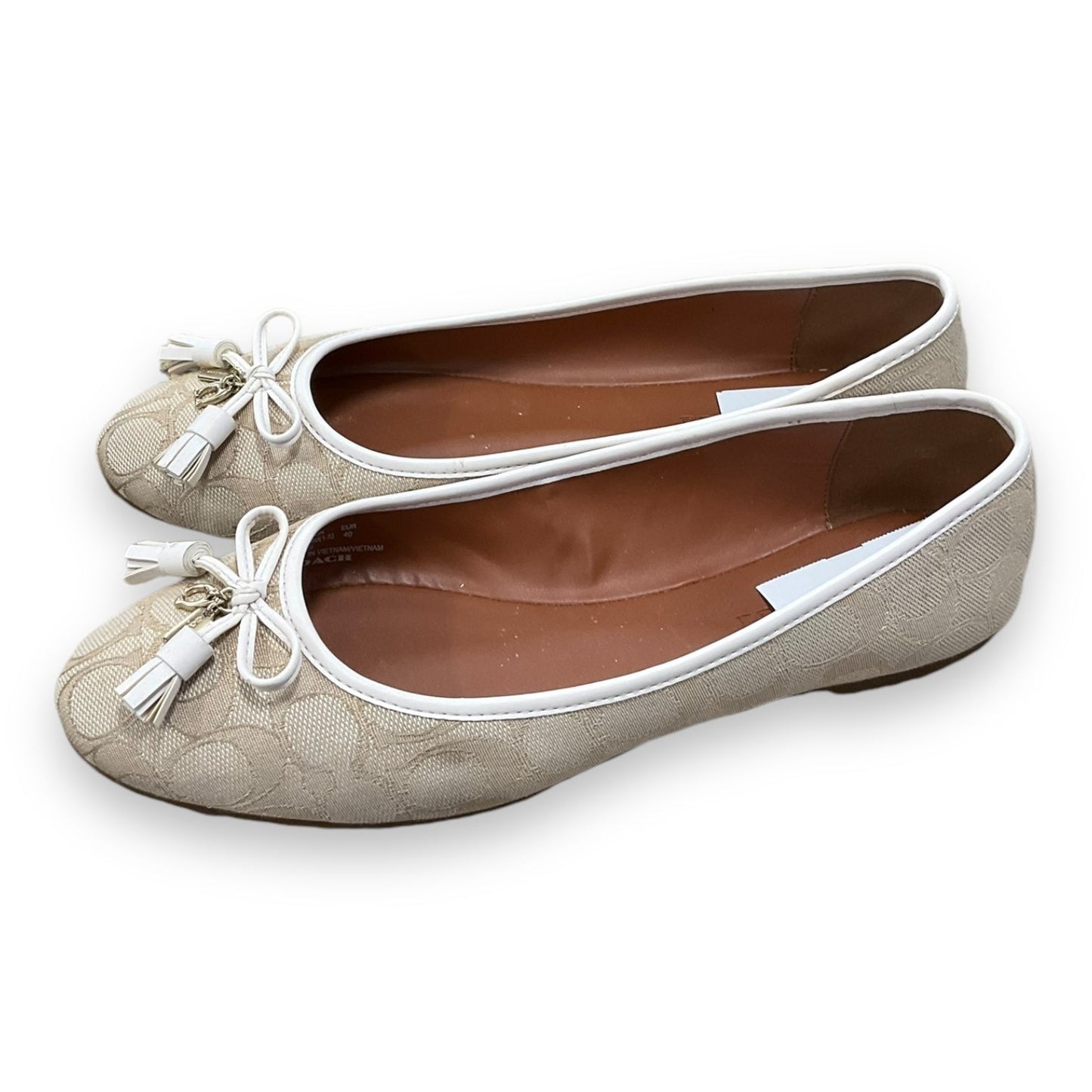 Shoes Flats By Coach In Tan, Size: 9.5