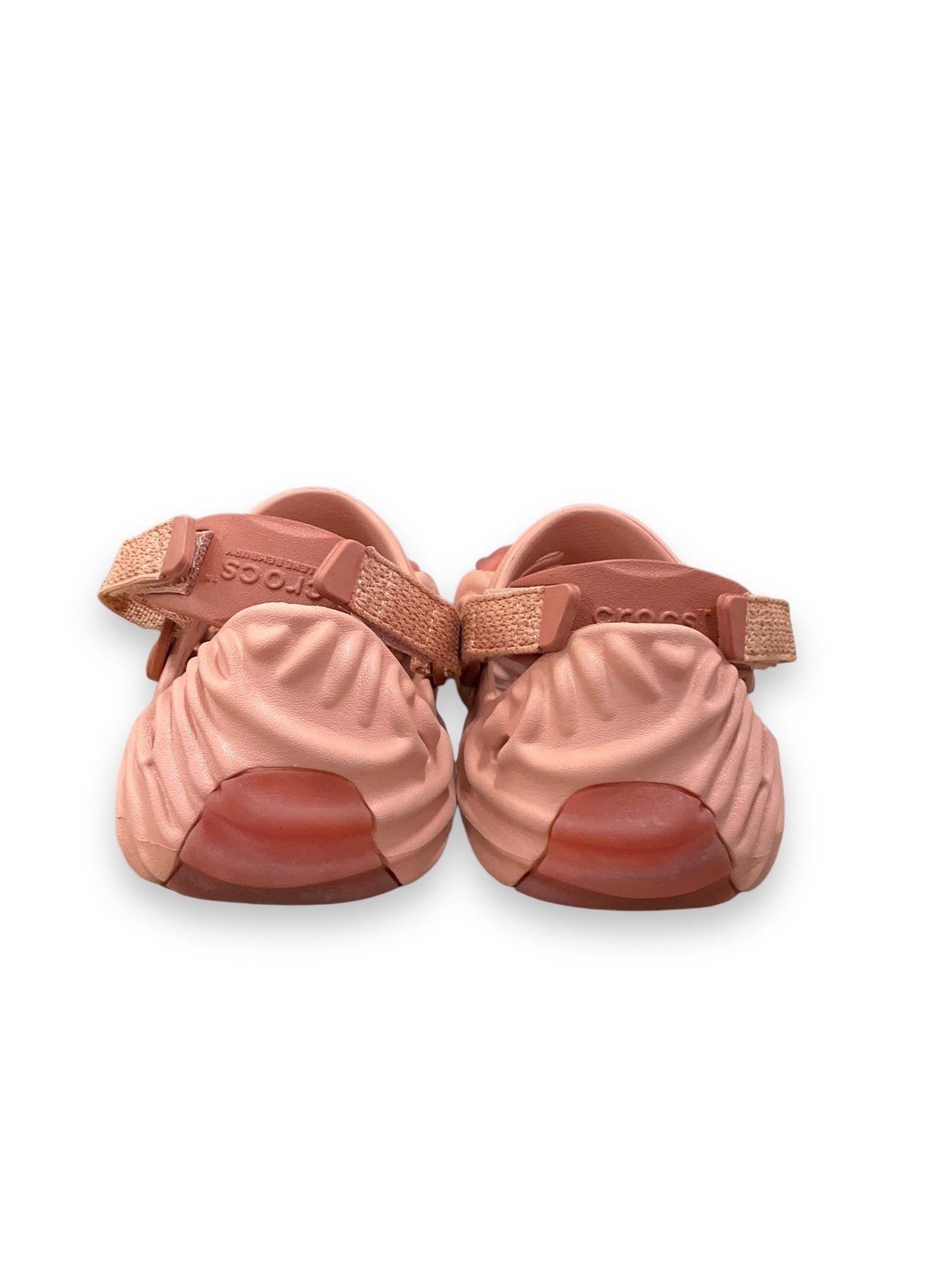 Shoes Flats By Crocs In Peach, Size: 8