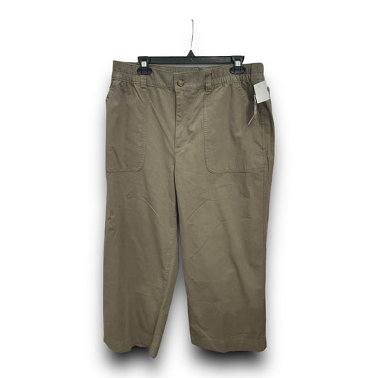 Capris By Duluth Trading In Green, Size: 14