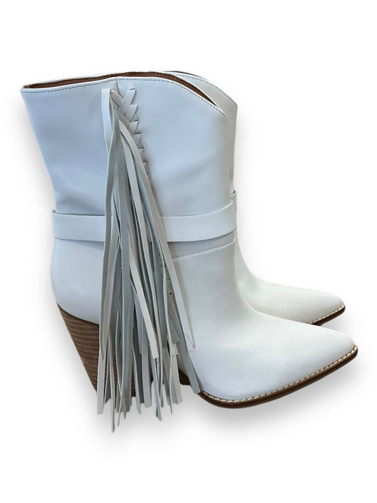 Boots Western By Cmf In White, Size: 6