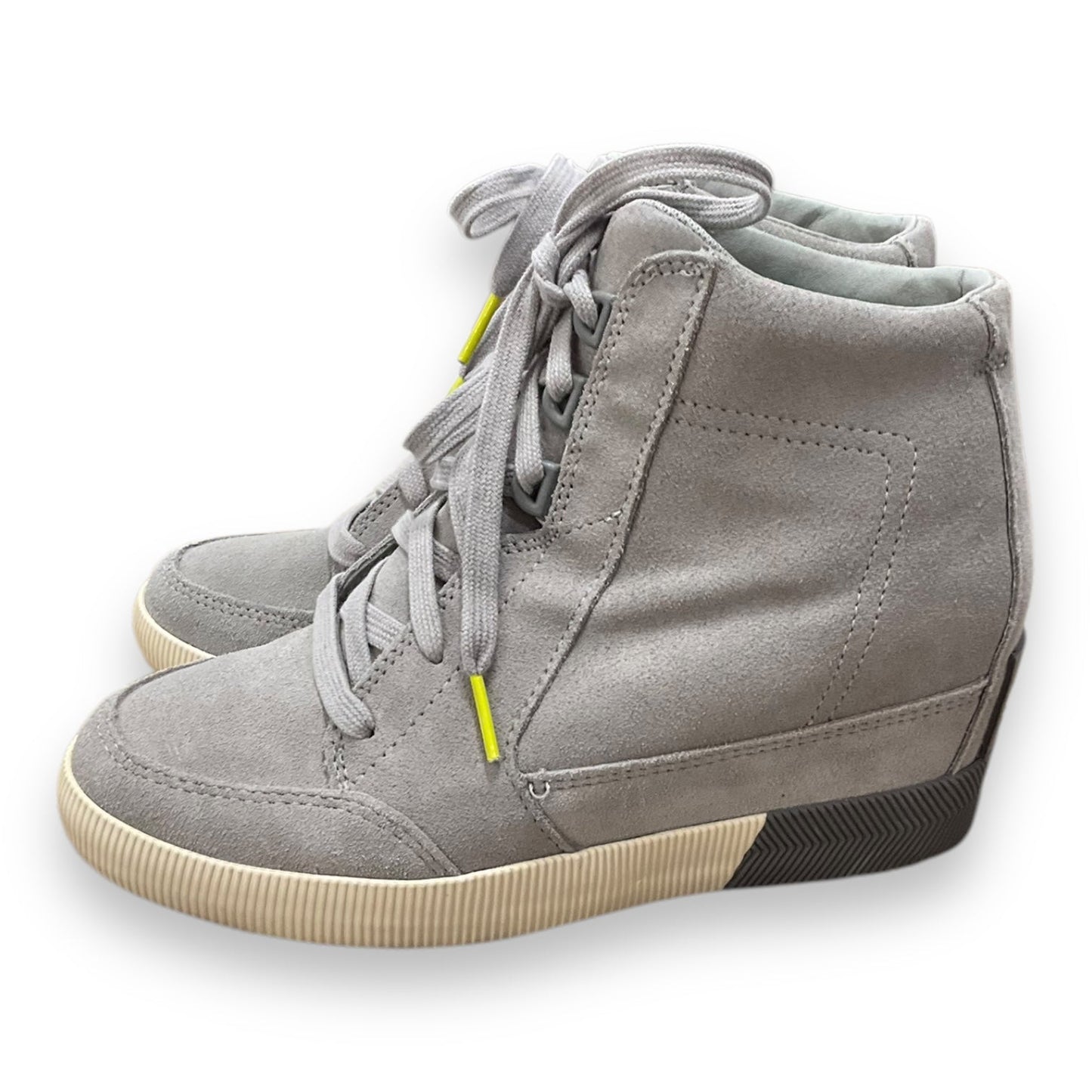 Shoes Sneakers By Sorel In Grey, Size: 7