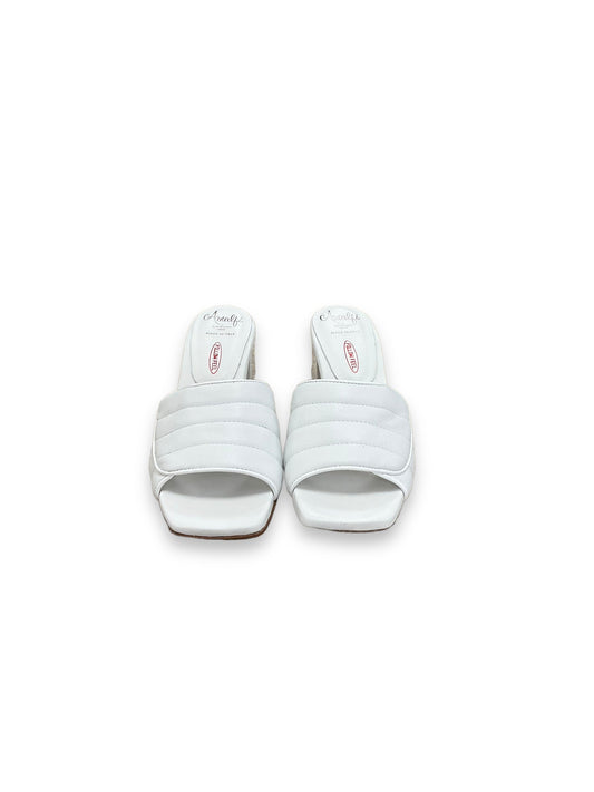 White Shoes Heels Block Amalfi, Size 8