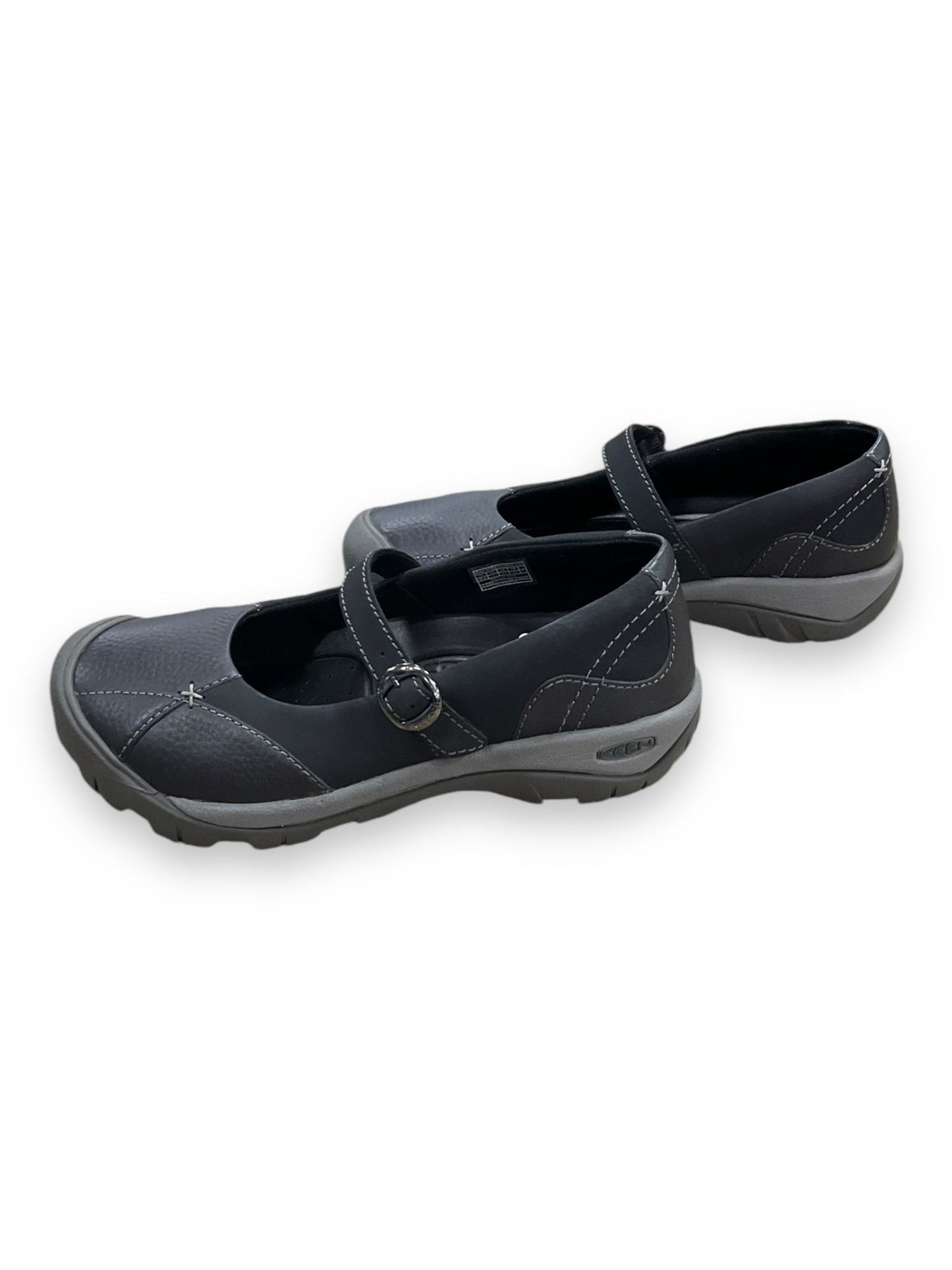 Shoes Flats By Keen In Black & Grey, Size: 7