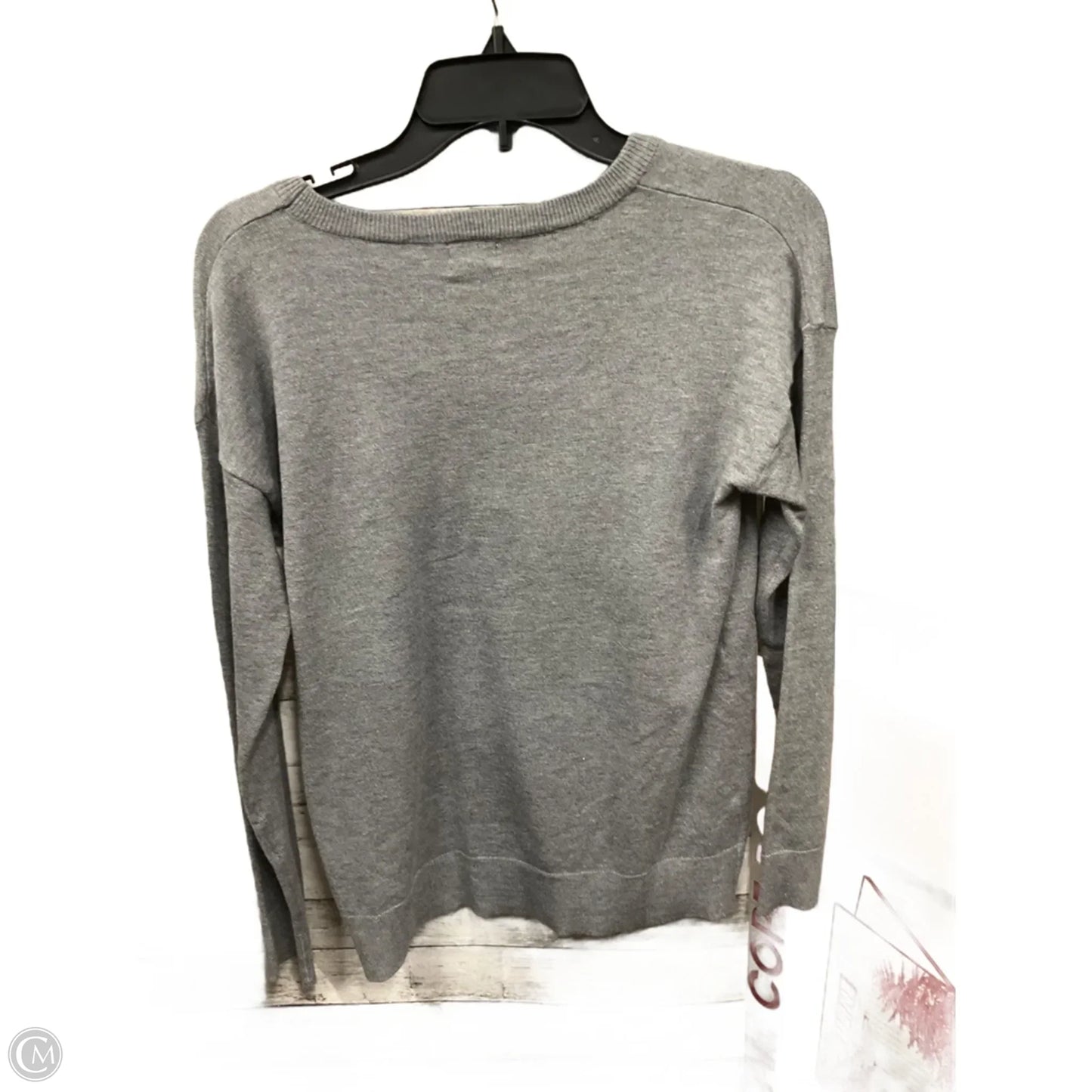 Top Long Sleeve By Hem & Thread In Grey, Size: S
