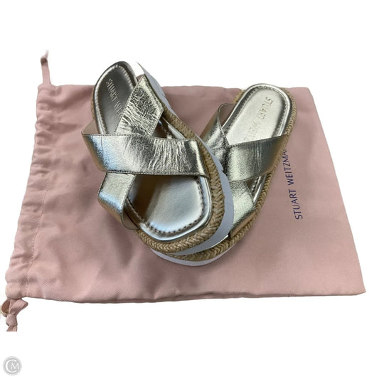 Sandals Designer By Stuart Weitzman In Gold, Size: 6.5