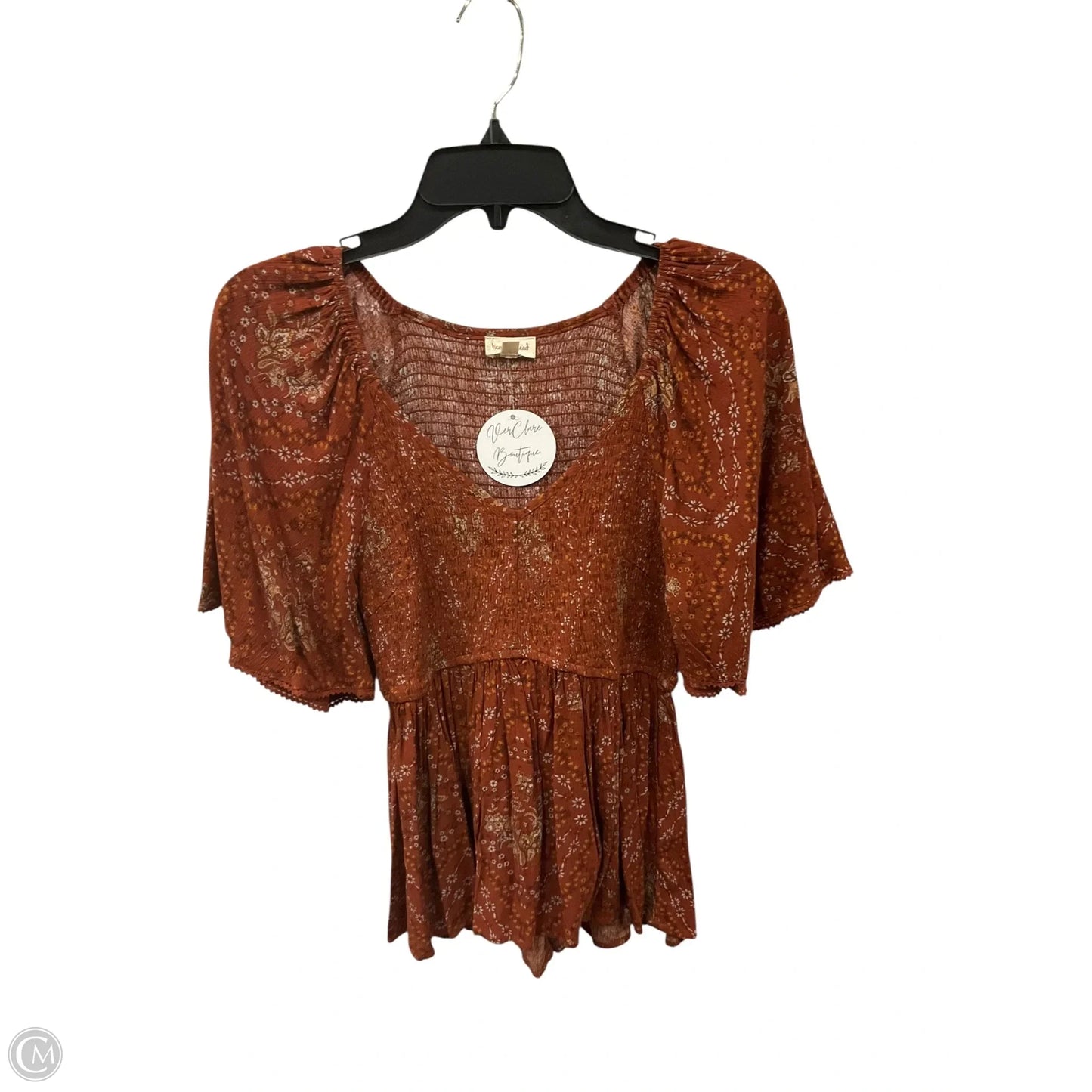 Top Short Sleeve By Hem & Thread In Brown, Size: S