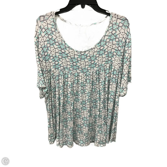 Top Short Sleeve By Clothes Mentor In White, Size: 3x