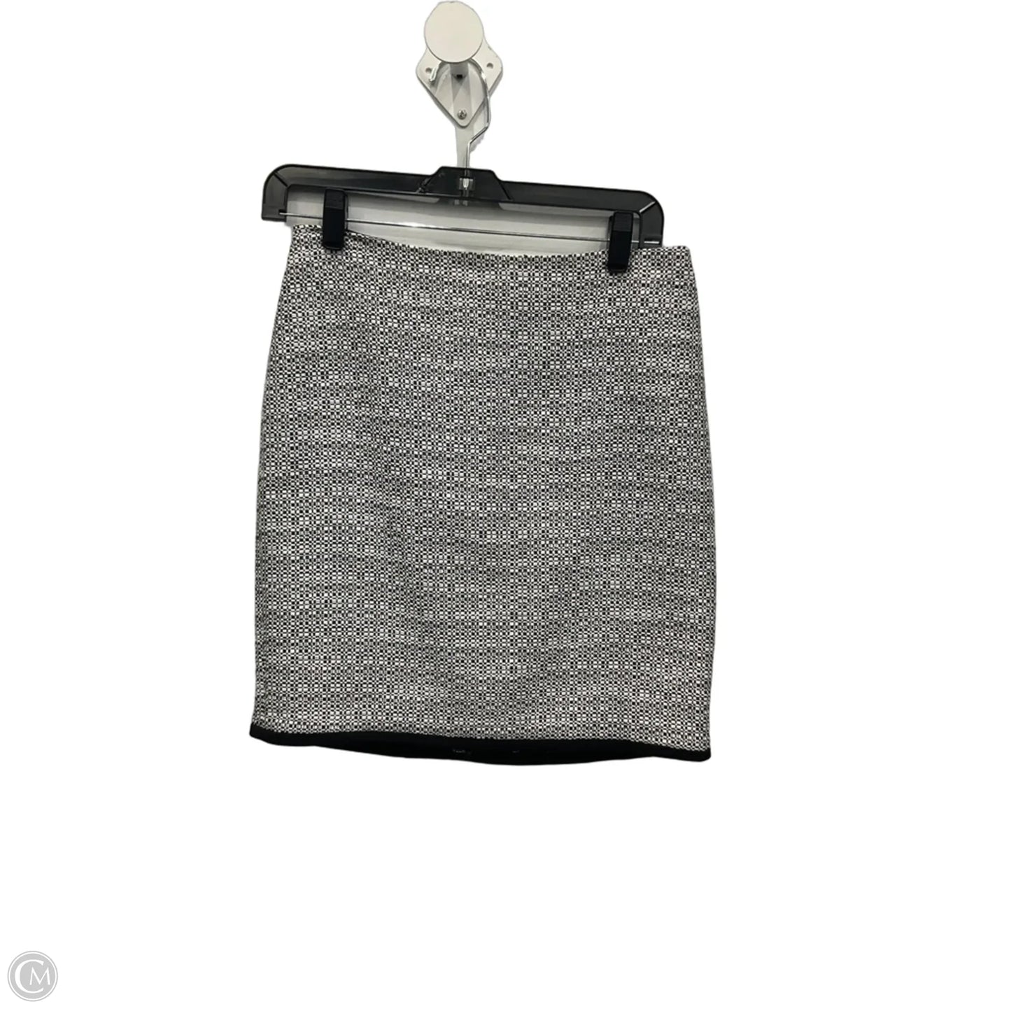 Skirt Mini & Short By White House Black Market In White, Size: 0