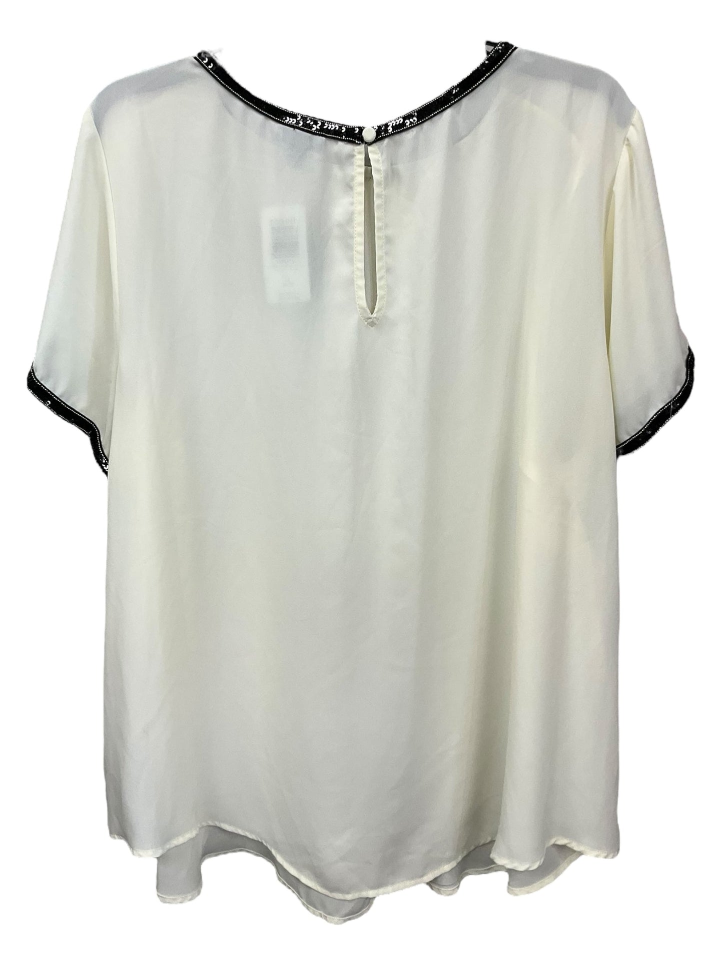 Cream Top Short Sleeve Torrid, Size 2