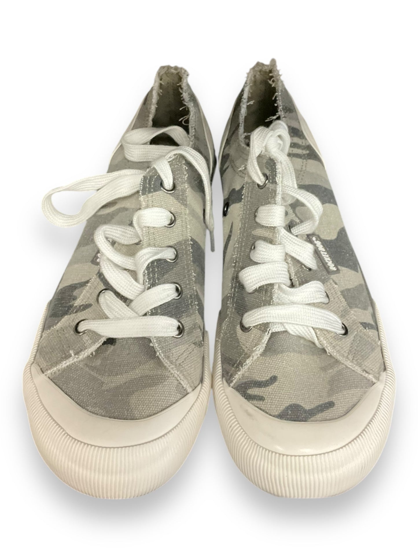 Shoes Sneakers By Rocket Dogs In Camoflauge, Size: 8.5